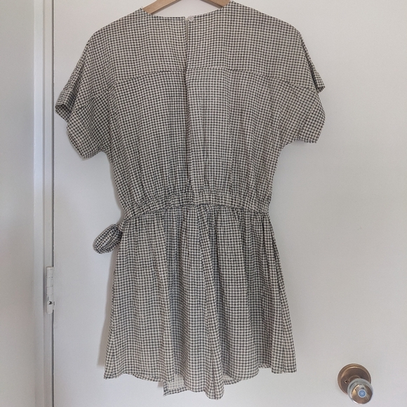 Gingham short romper - Picture 5 of 7